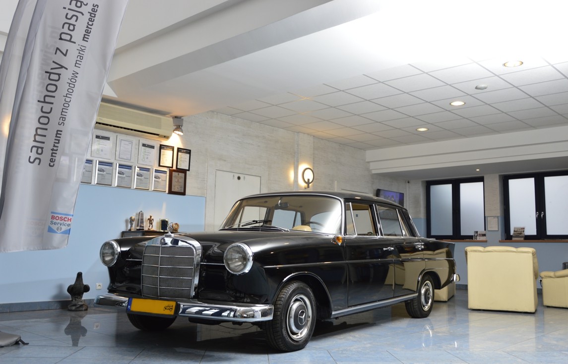 Odrestaurowany oldtimer Mercedes-Benz W110