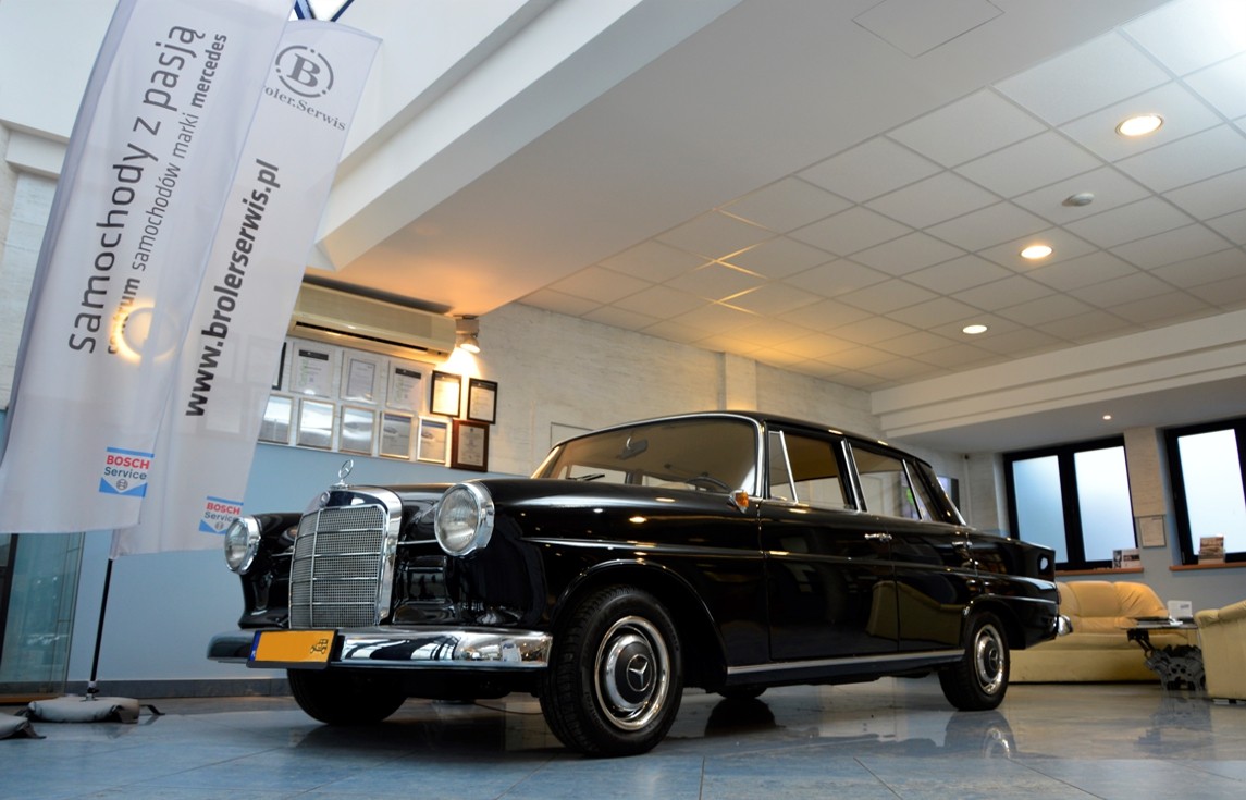 Odrestaurowany oldtimer Mercedes-Benz W110
